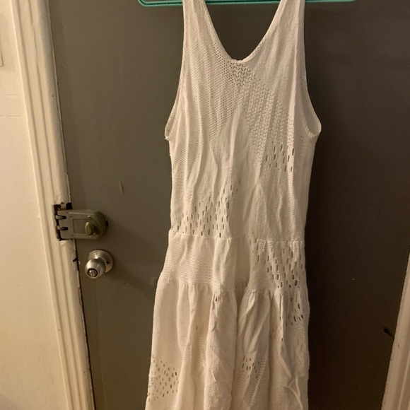 White Sleeveless Knit drop waist crochet dress - Picture 3 of 3